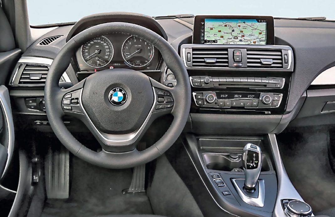 BMW 118 - deska rozdzielcza