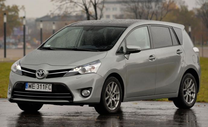 Kompaktowe minivany - najlepszy - Toyota Verso benzyna