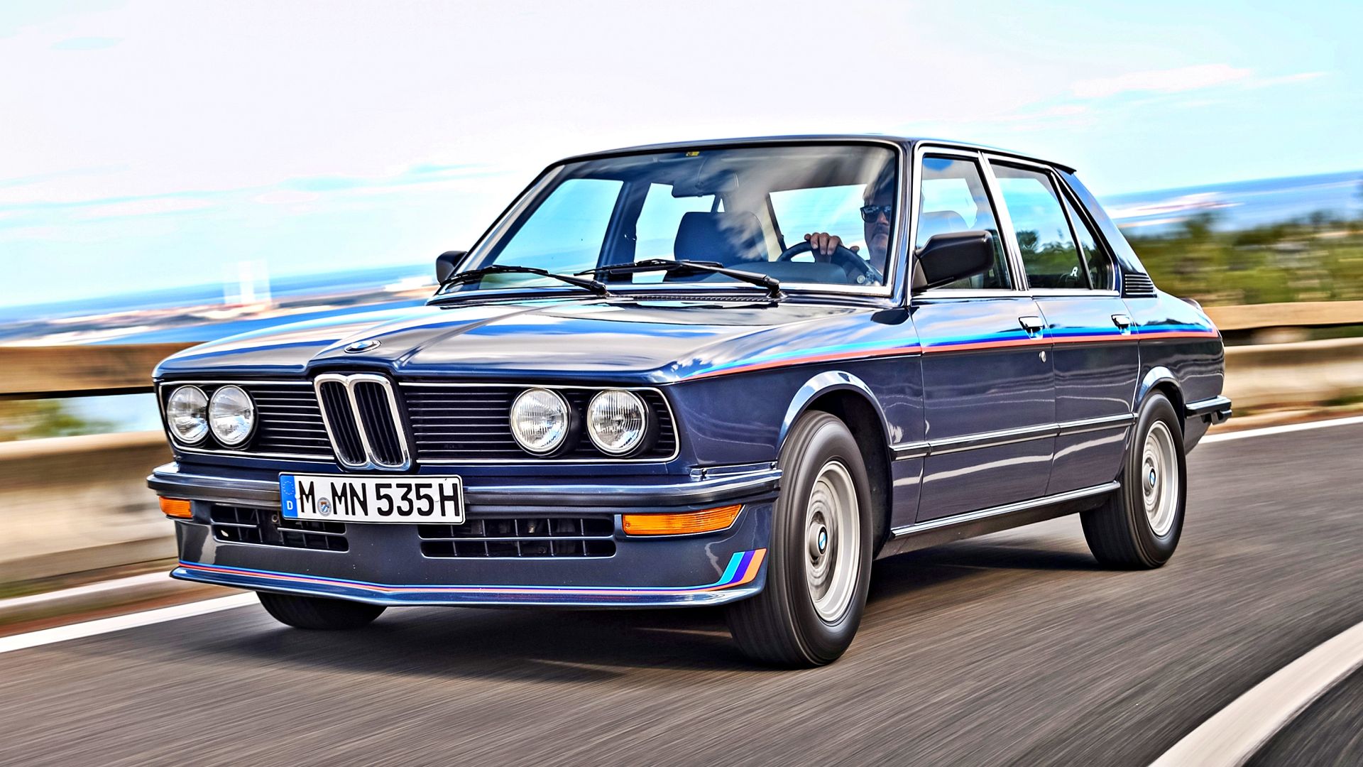 Wszystkie generacje BMW M5. Którą wybierasz?