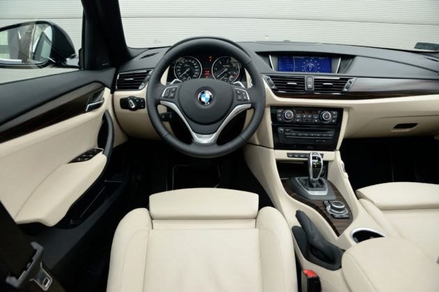 BMW X1 - deska rozdzielcza