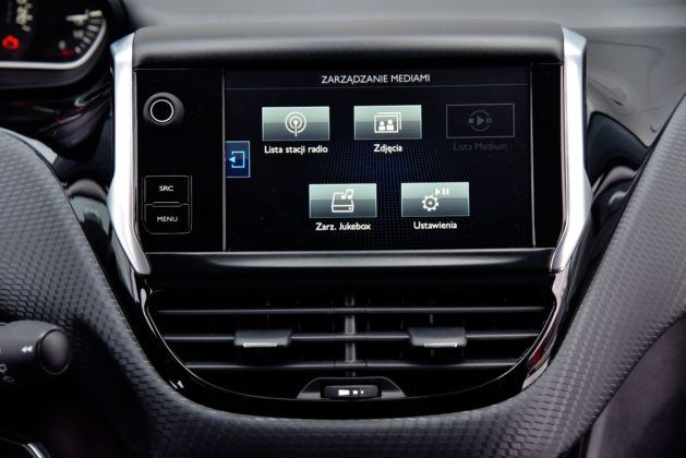 Peugeot 208 - system multimedialny