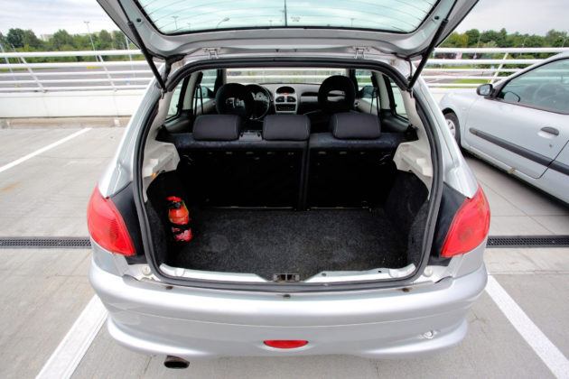 Peugeot 206 XS - bagażnik
