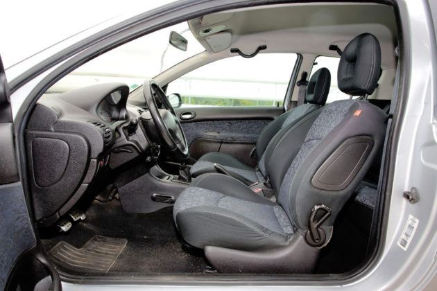 Peugeot 206 XS - fotel kierowcy