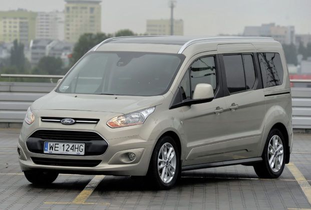 Średnie minivany - najlepszy - Ford Tourneo Connect