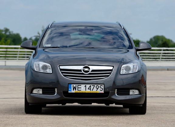 Opel Insignia 2.8 - przód