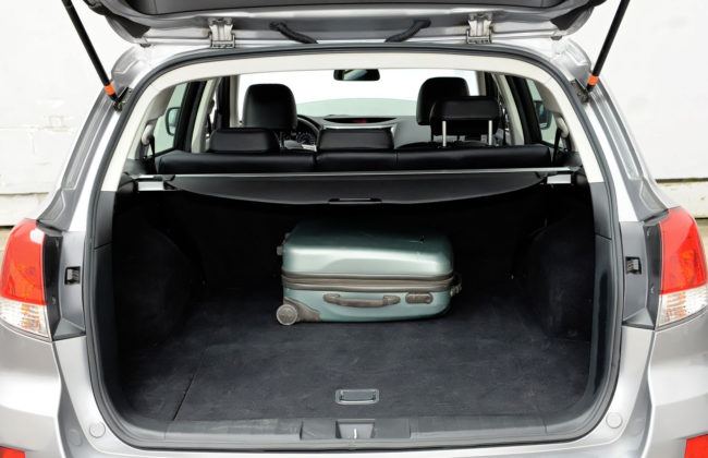 Subaru Outback 3.6 - bagażnik