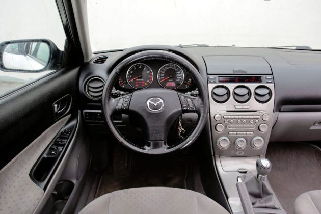 Mazda 6 I - deska rozdzielcza