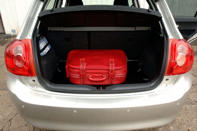 Toyota Auris I - bagażnik