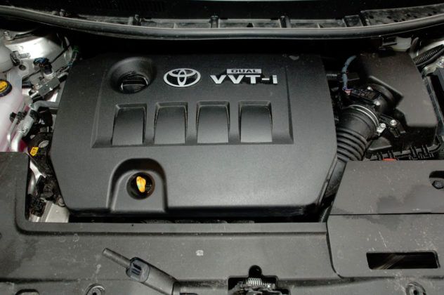 Toyota Auris I - silnik