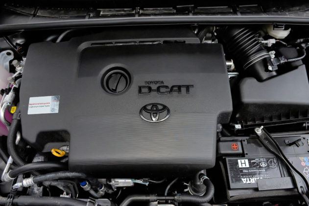 Toyota Avensis III - silnik