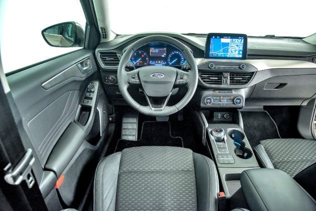 Nowy Ford Focus - deska rozdzielcza