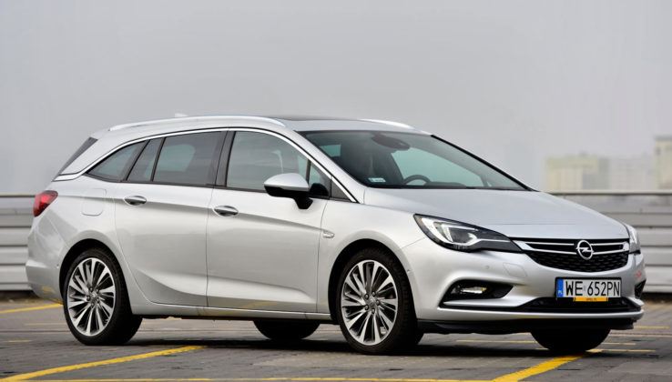 Opel Astra - przód