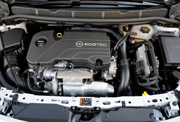 Opel Astra - silnik