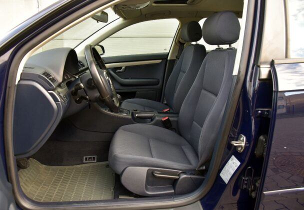 Audi A4 B7 fotel kierowcy (2)