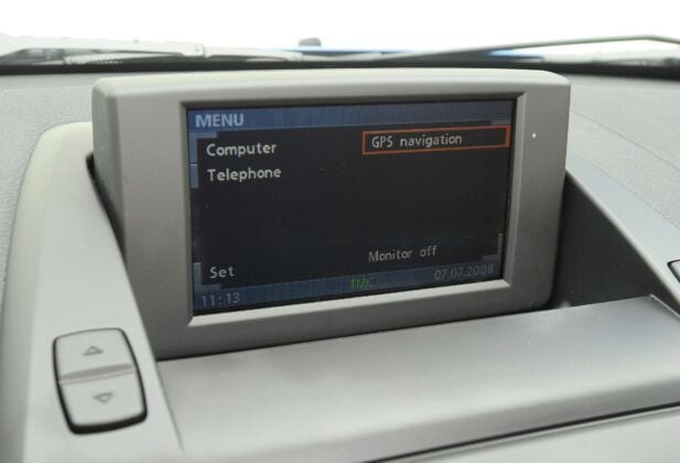 BMW X3 E83 ekran