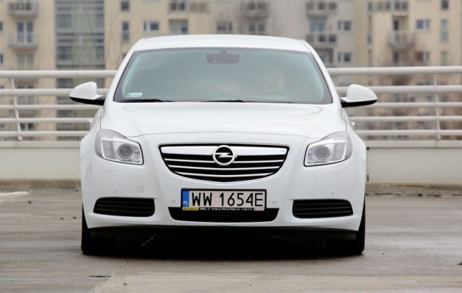 Opel Insignia - przód