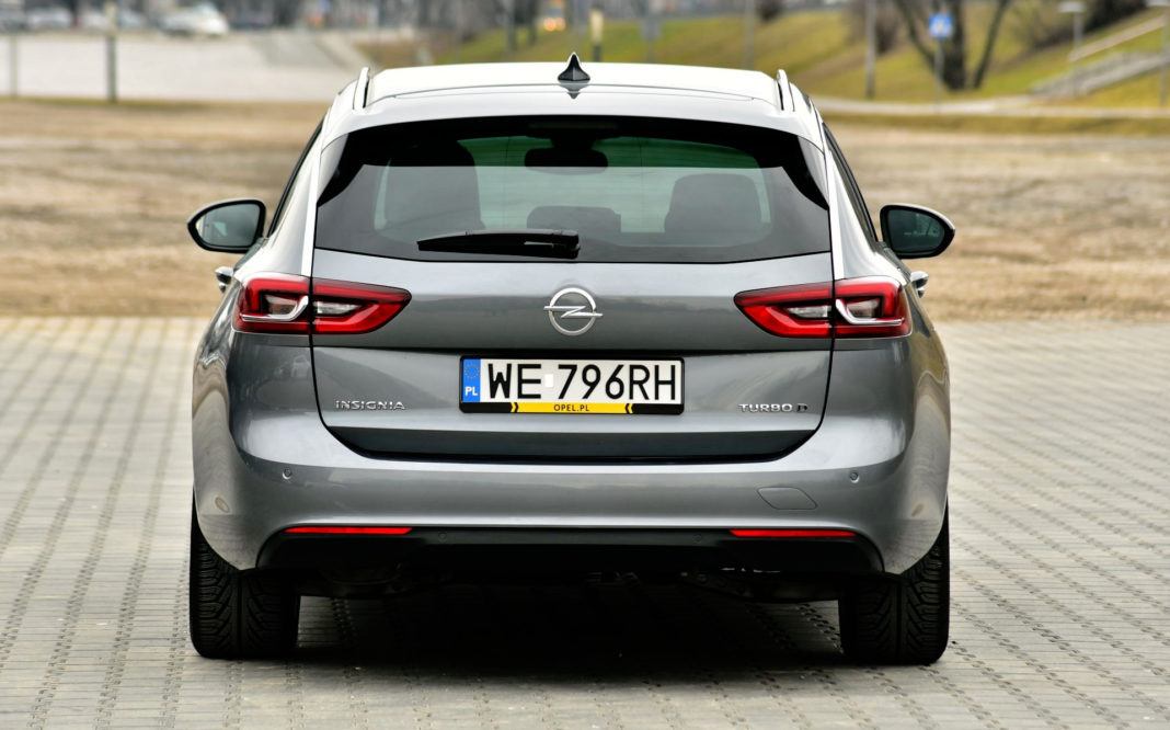 Opel Insignia - tył