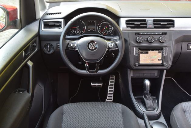 Volkswagen Caddy Beach - deska rozdzielcza