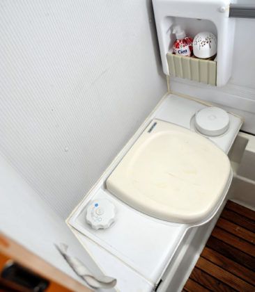 Iveco Knaus Traveller - toaleta