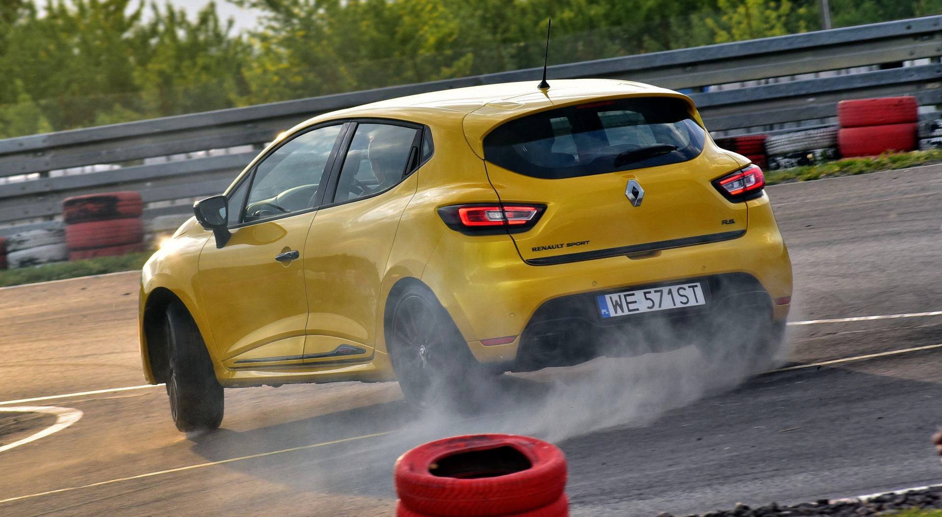 Renault Clio RS Trophy 220 EDC na torze