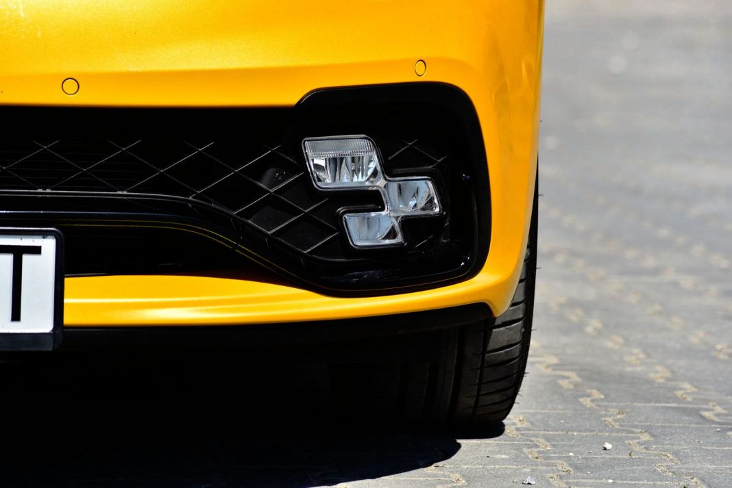 Renault Clio R.S. - światło