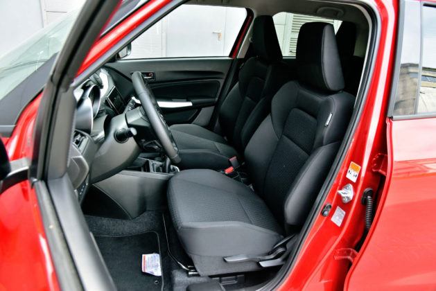 Suzuki Swift - fotel kierowcy