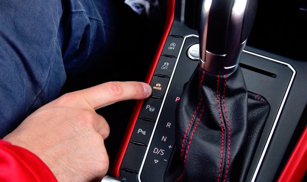 Volkswagen Polo GTI - przycisk