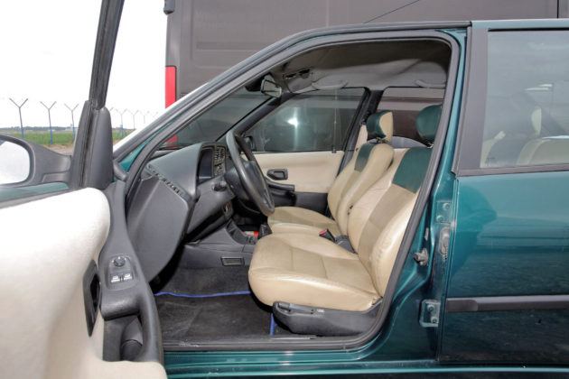 Peugeot 306 - fotel kierowcy