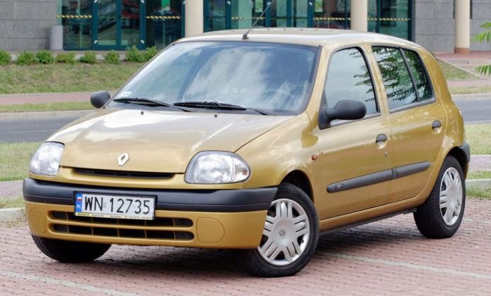 Renault Clio II - przód