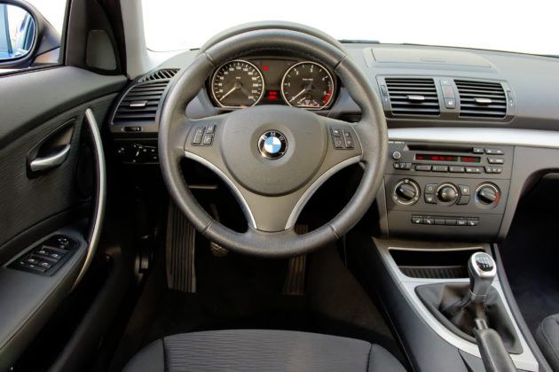 BMW serii 1 - deska rozdzielcza