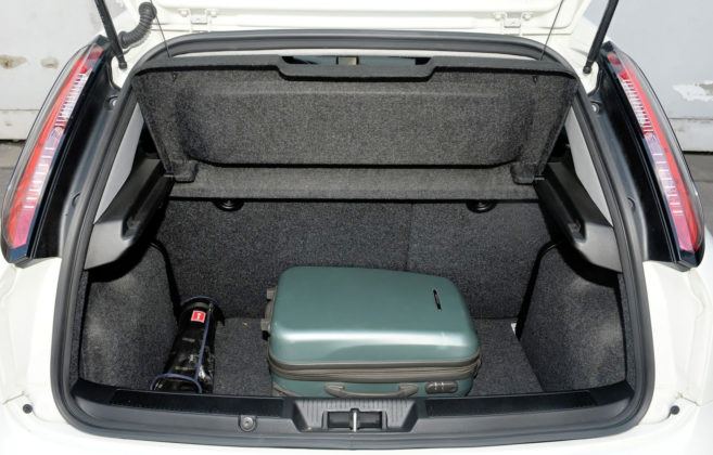 Fiat Punto III - bagażnik