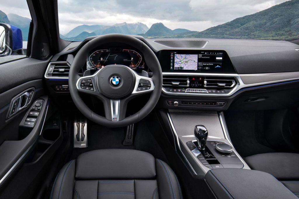 Nowe BMW serii 3 - deska rozdzielcza