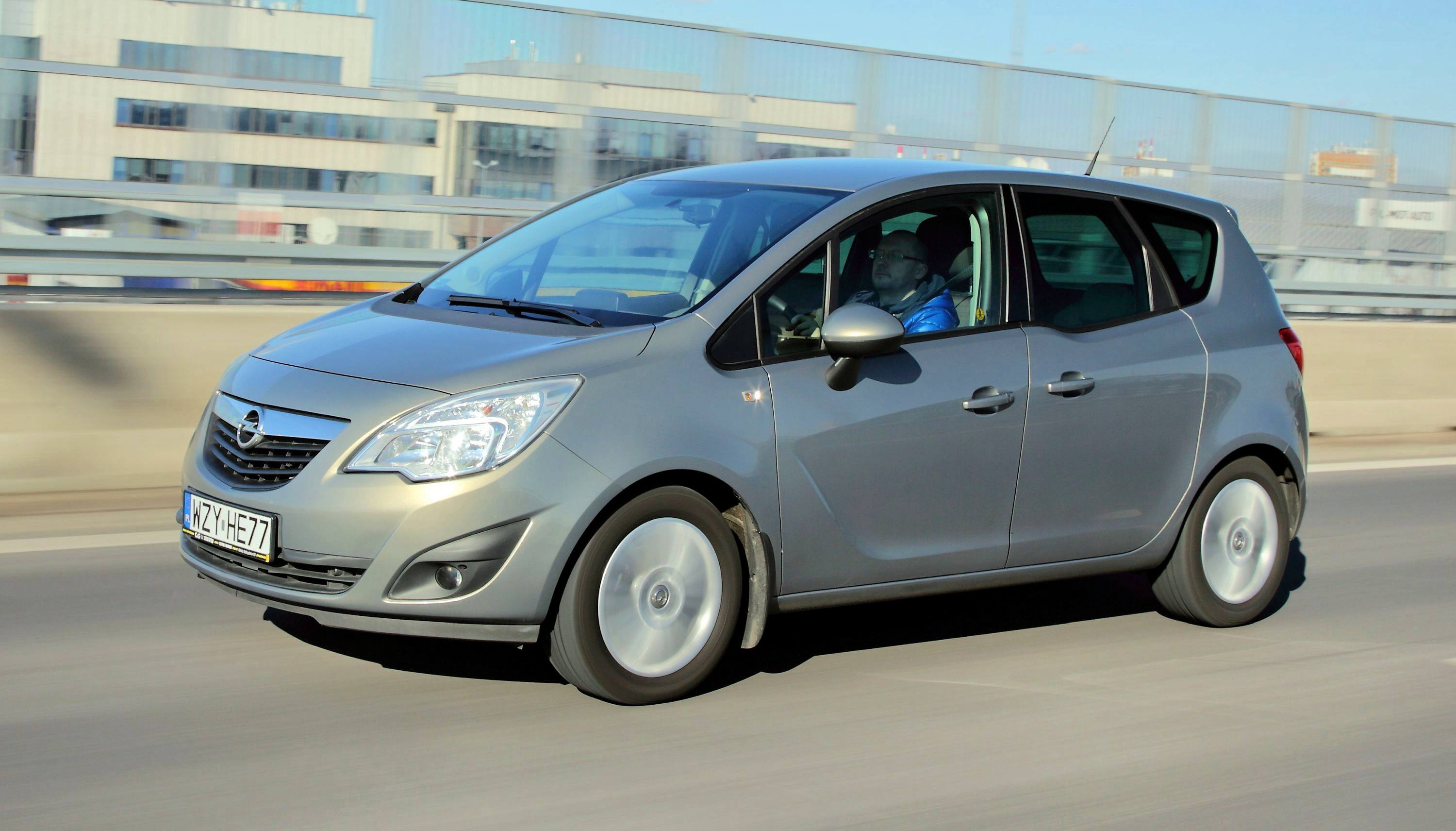 Opel Meriva B - dynamiczne