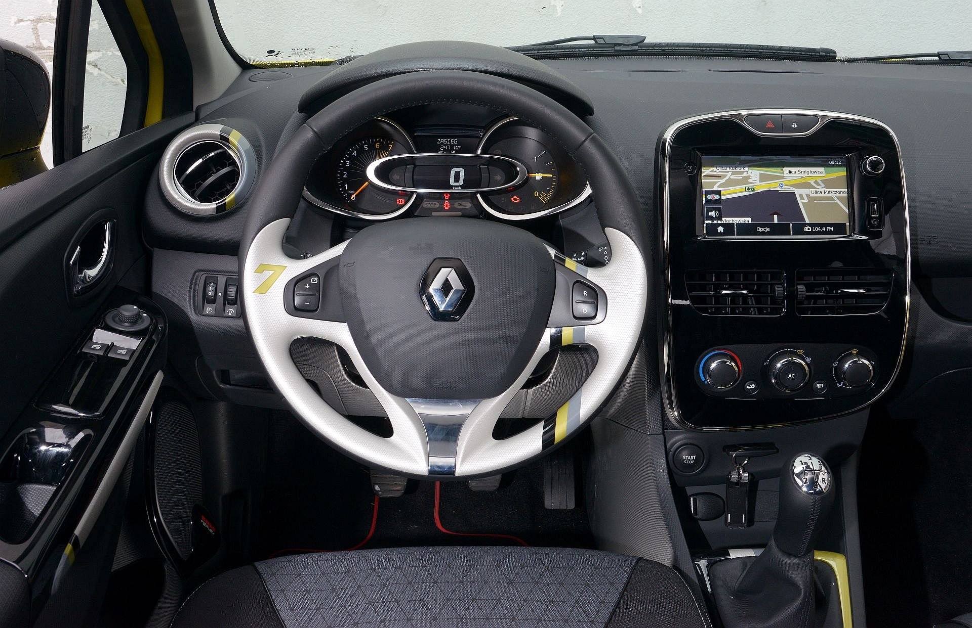 Używane Renault Clio Iv (2012-2020) - Opinie, Dane Techniczne, Usterki
