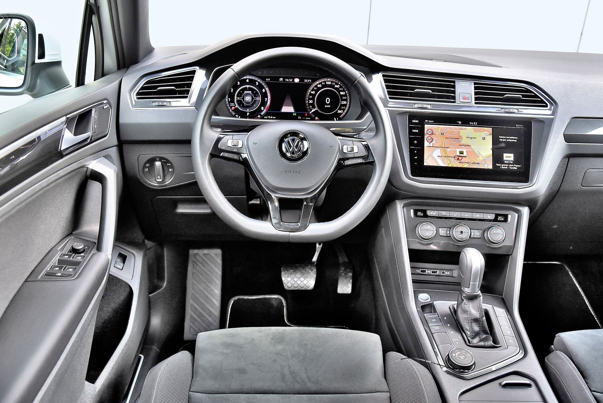 Volkswagen Tiguan - deska rozdzielcza 