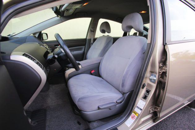 Toyota Prius II - fotel kierowcy