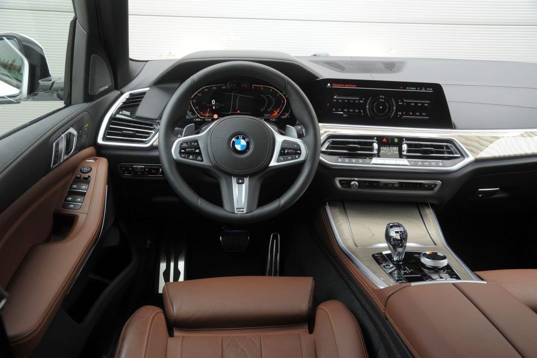 BMW X5 - deska rozdzielcza