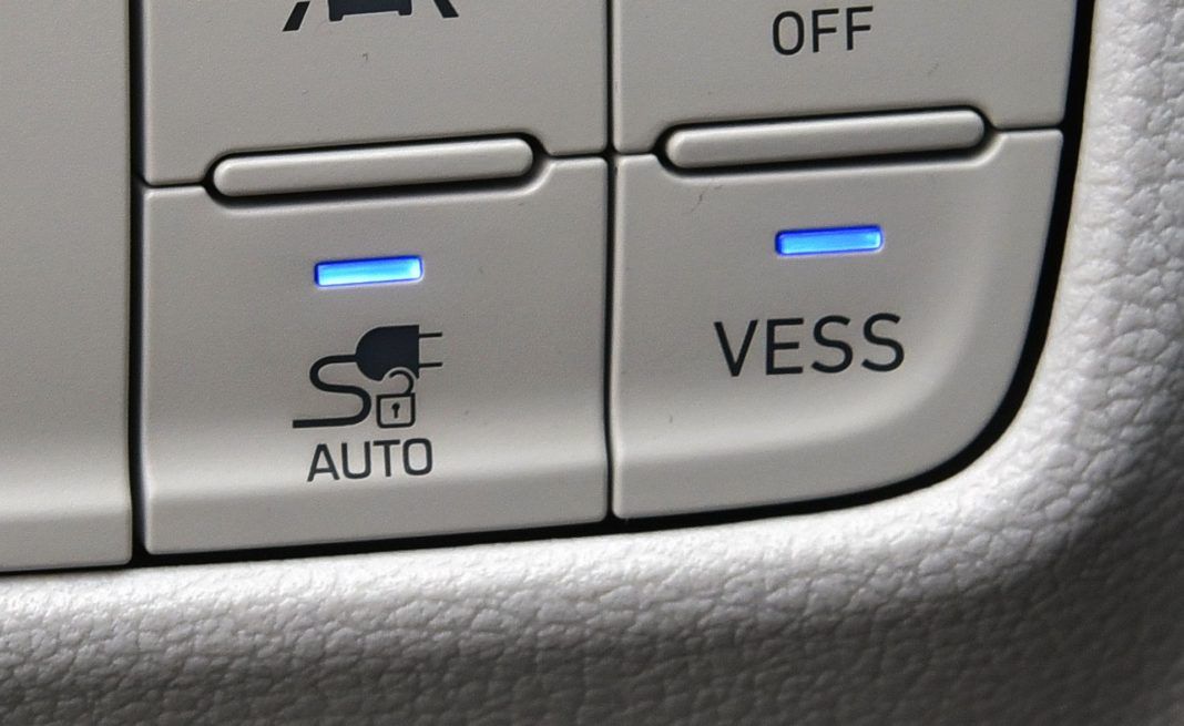 Hyundai Kona Electric - przyciski