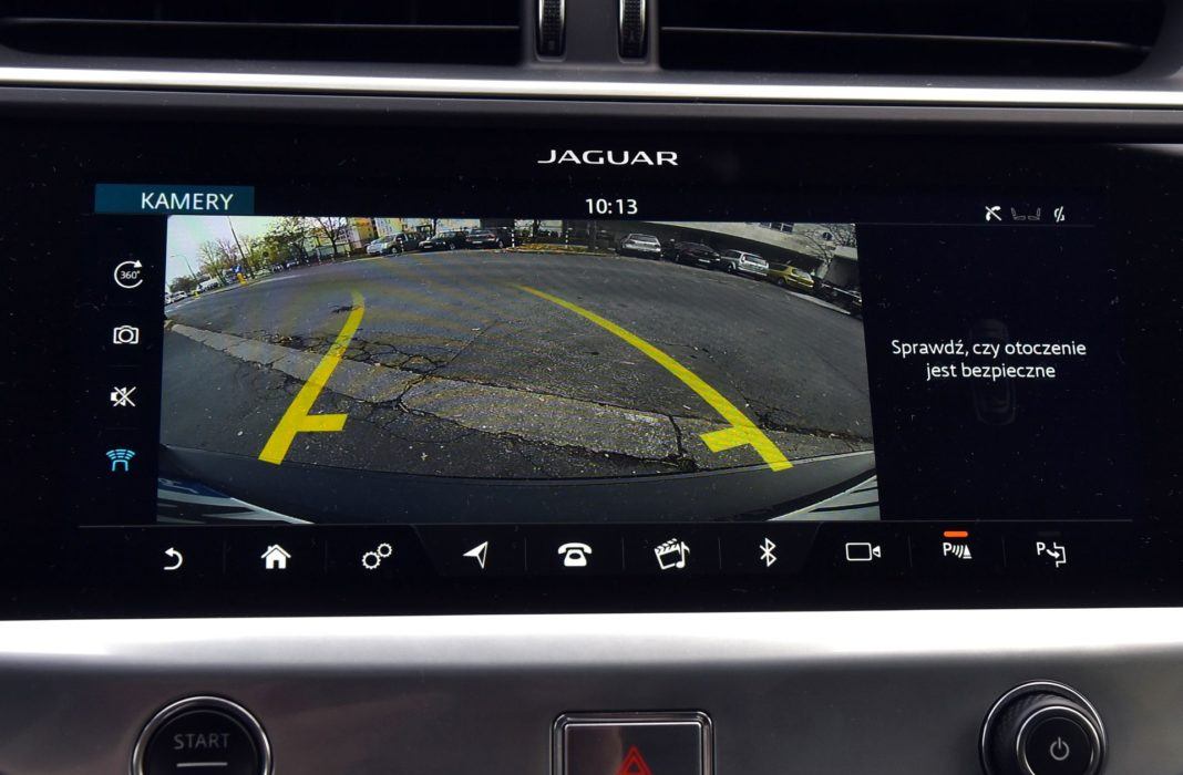 Jaguar I-Pace - kamera cofania