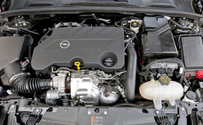 Opel Insignia ST GSi - silnik