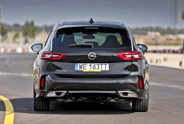 Opel Insignia ST Diesel BiTurbo GSi - tył
