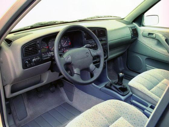 Volkswagen Passat B4 (1993-1997)