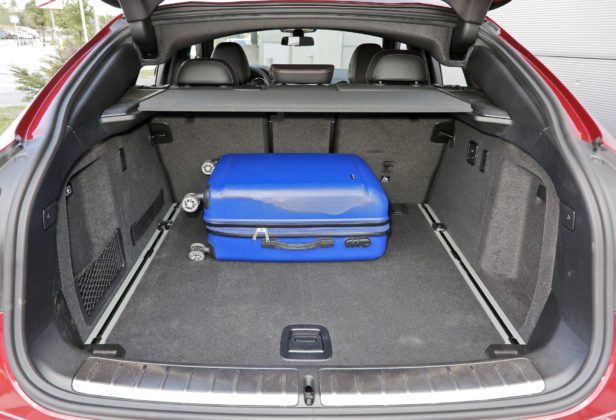 BMW X4 - bagażnik