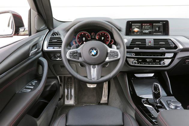 BMW X4 - deska rozdzielcza