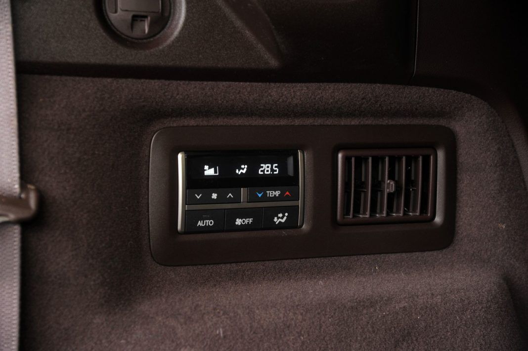 Lexus RX 450hL - klimatyzacja