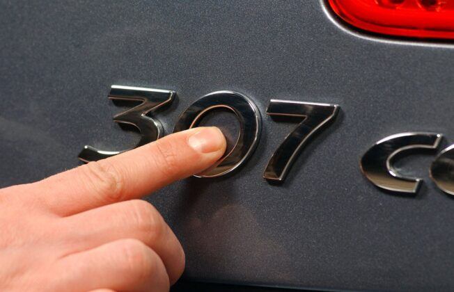 Peugeot 307 przycisk