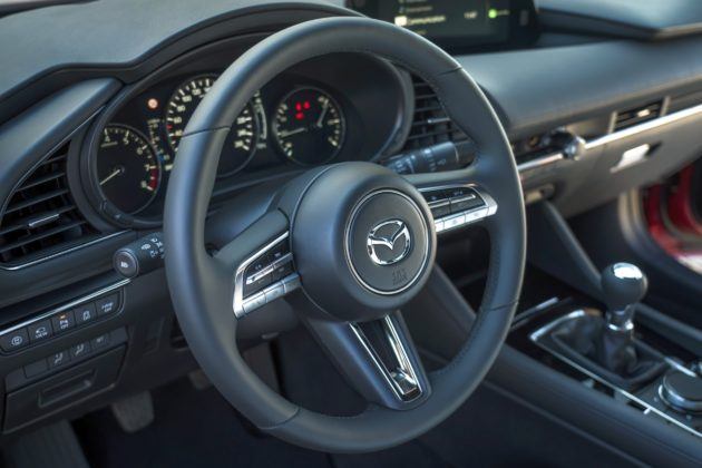 Mazda 3 (2019) - kabina