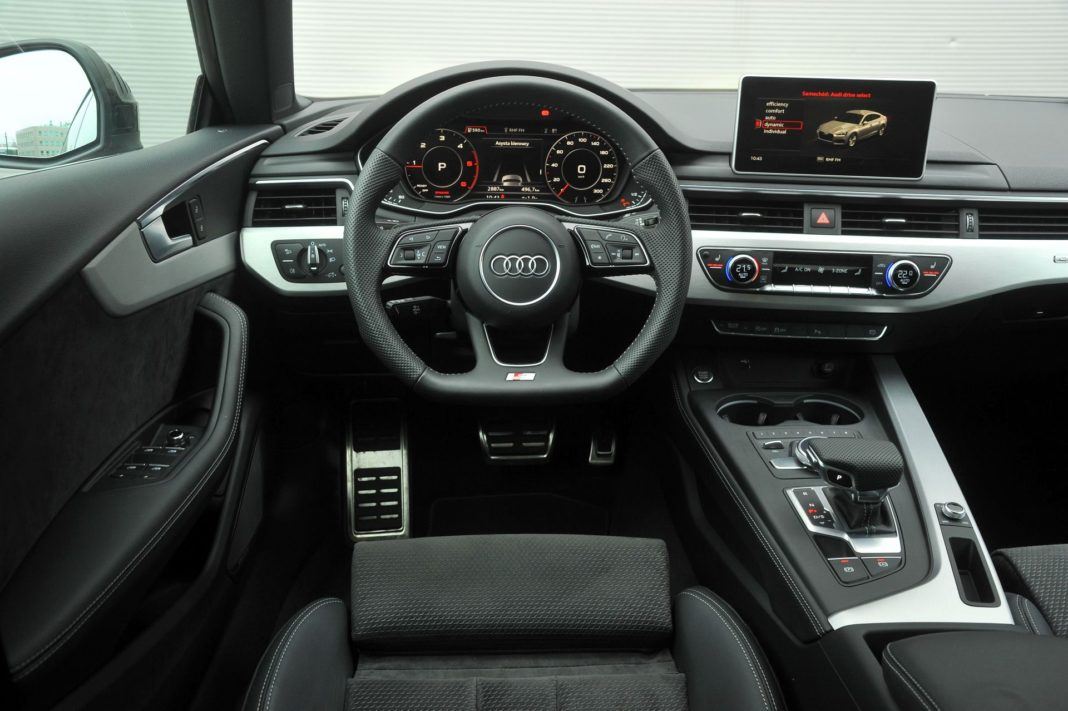 Audi A5 Sportback - deska rozdzielcza