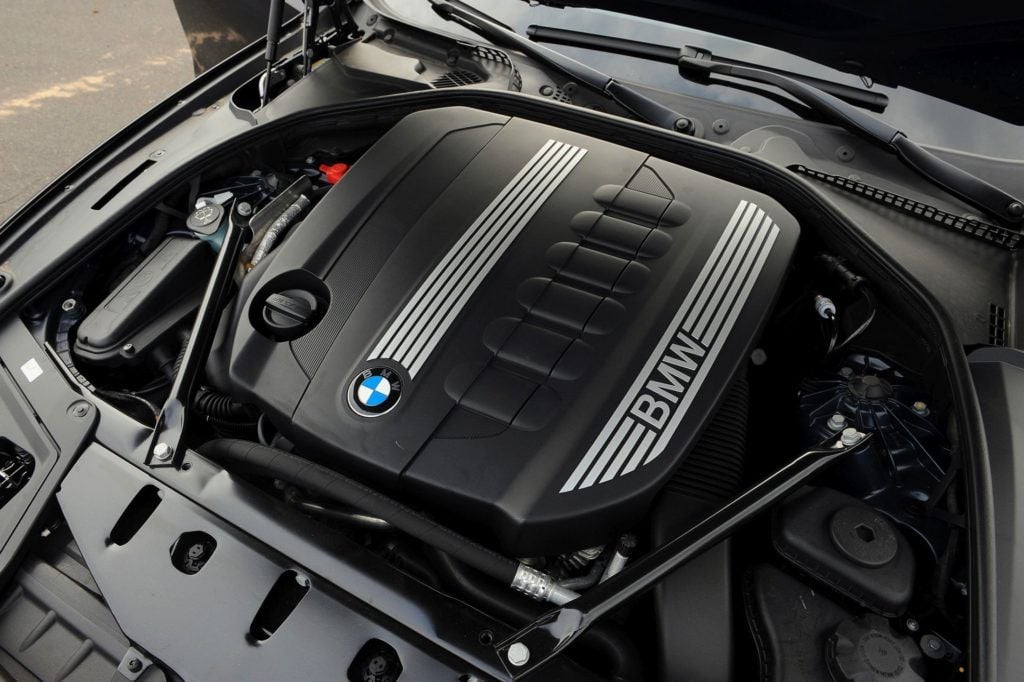 BMW serii 5 (F10) - silnik