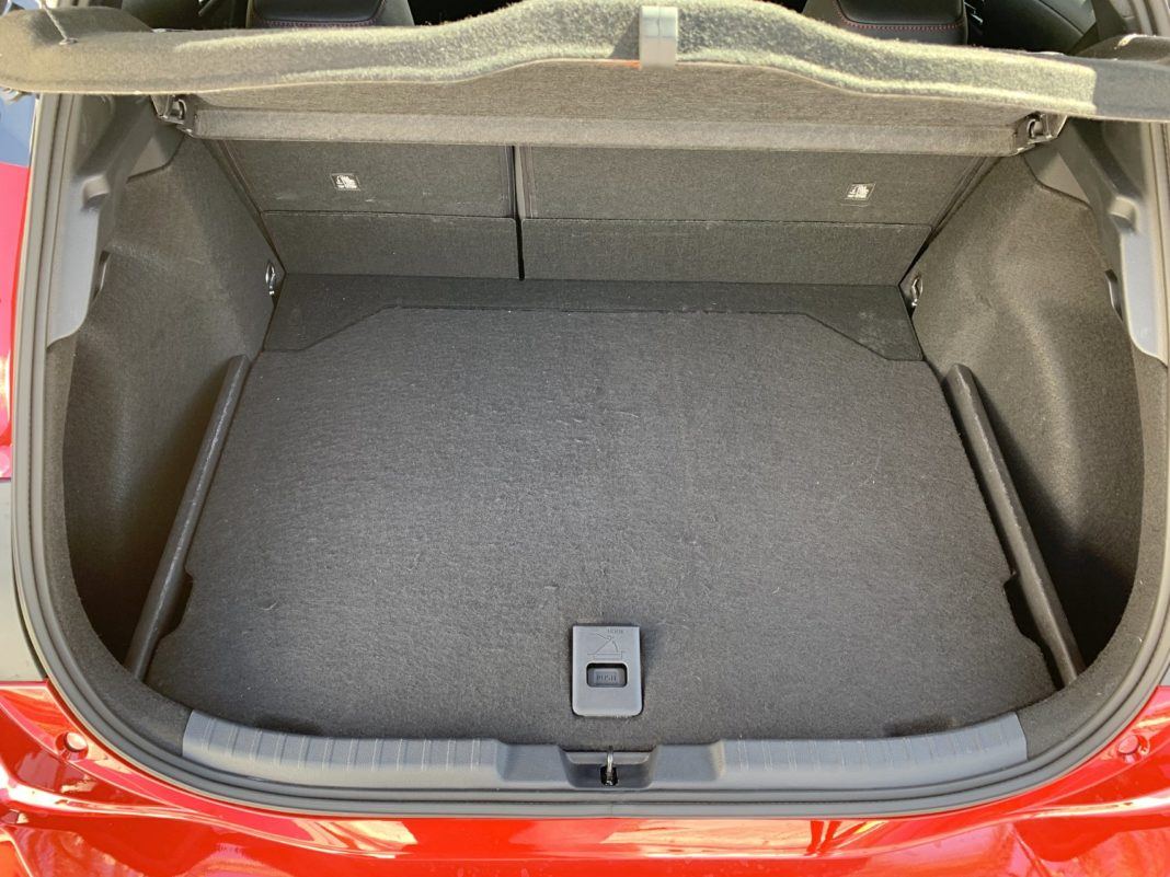 Toyota Corolla hatchback (2019)